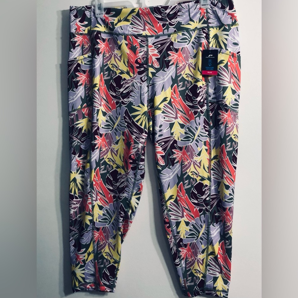 Women’s High Rise Leggings pull on one inside/ two side square pocket. 2X